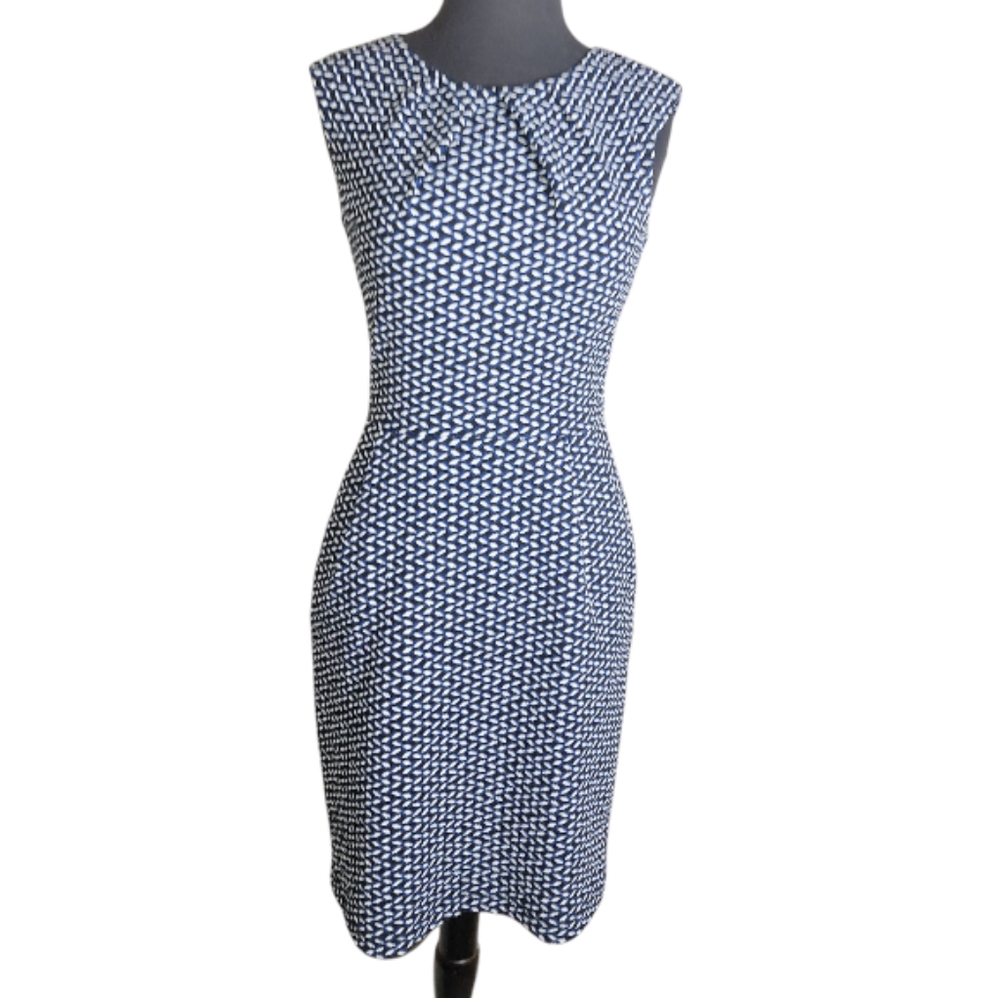 Mystic black blue white printed pleated sheath dress women's size small pockets